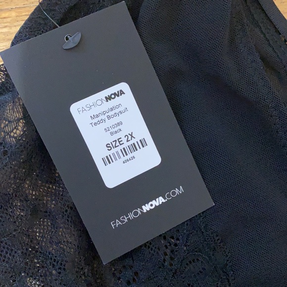 Fashion Nova Lace Bodysuit - Picture 4 of 6